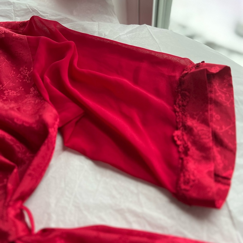 😍VTG 1994 Set NYC Bloomingdale’s robe M ROSES Set - Picture 12 of 12